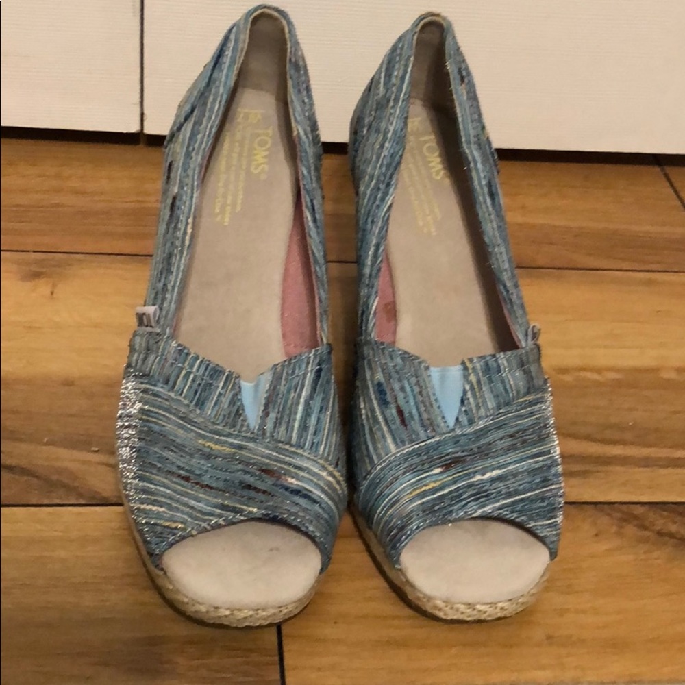 Toms peep toe wedges.